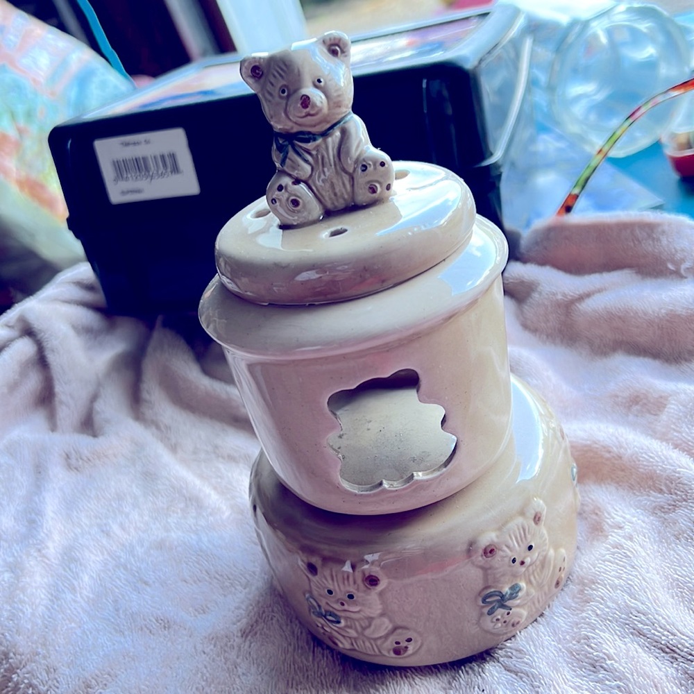 Tea light burner